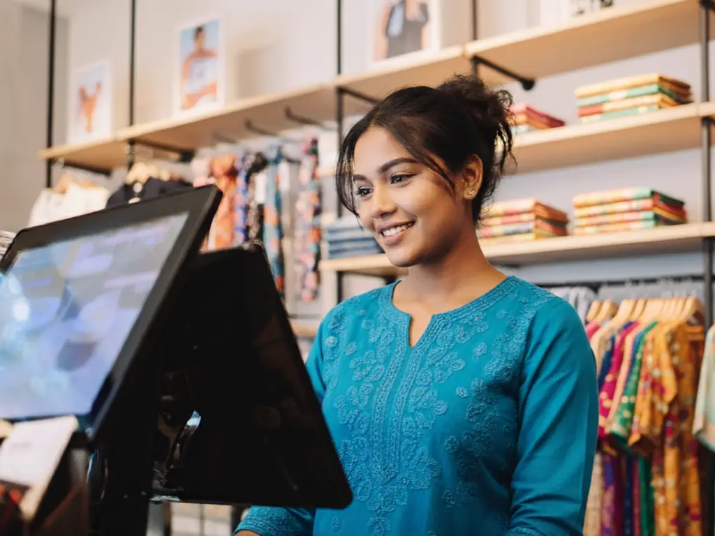 POS purchase history view for retail customers